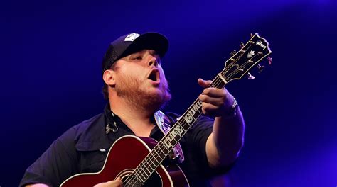 Country star Luke Combs is a high